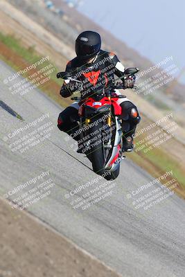 media/Mar-07-2022-Fun Track Dayz (Mon) [[9cc4a7dca7]]/Novice Group/10am (Sweeper)/